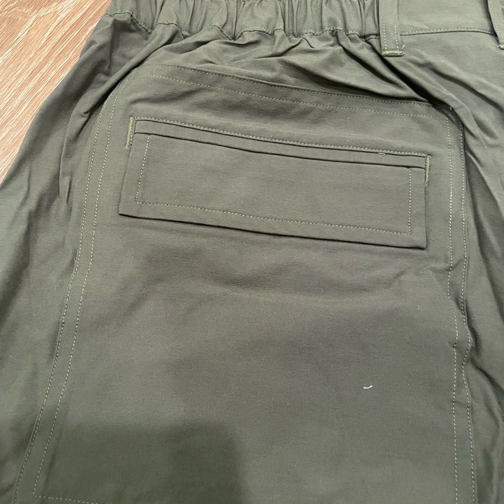 CAbi Olive Green Quantum Cargo - Picture 8 of 13